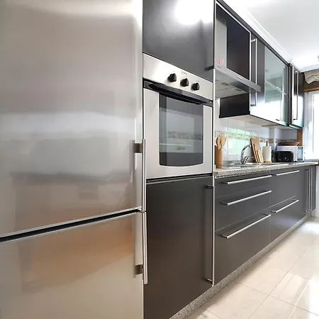 Galihost - Con Piscina Y Terraza En Playa Lanzada 아파트 산신소